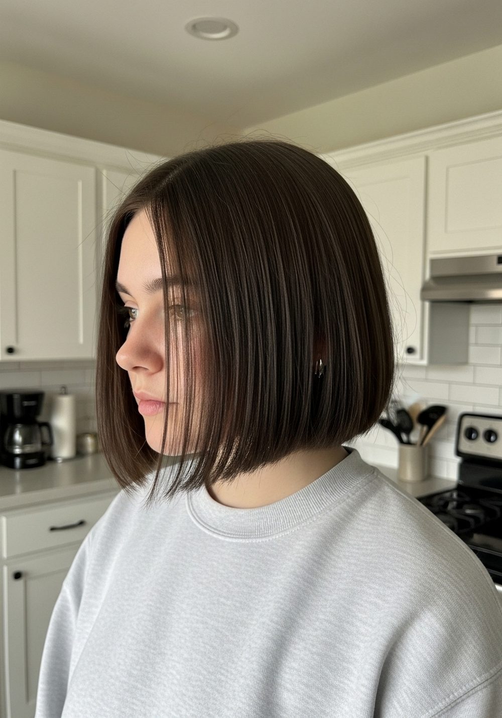 Blunt Collarbone Lob with Micro Layers