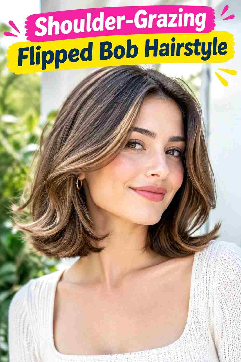 Shoulder-Grazing Flipped Bob Hairstyle